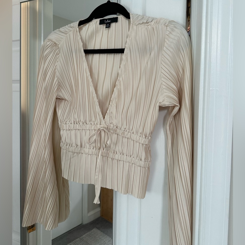 LuLus neutral top